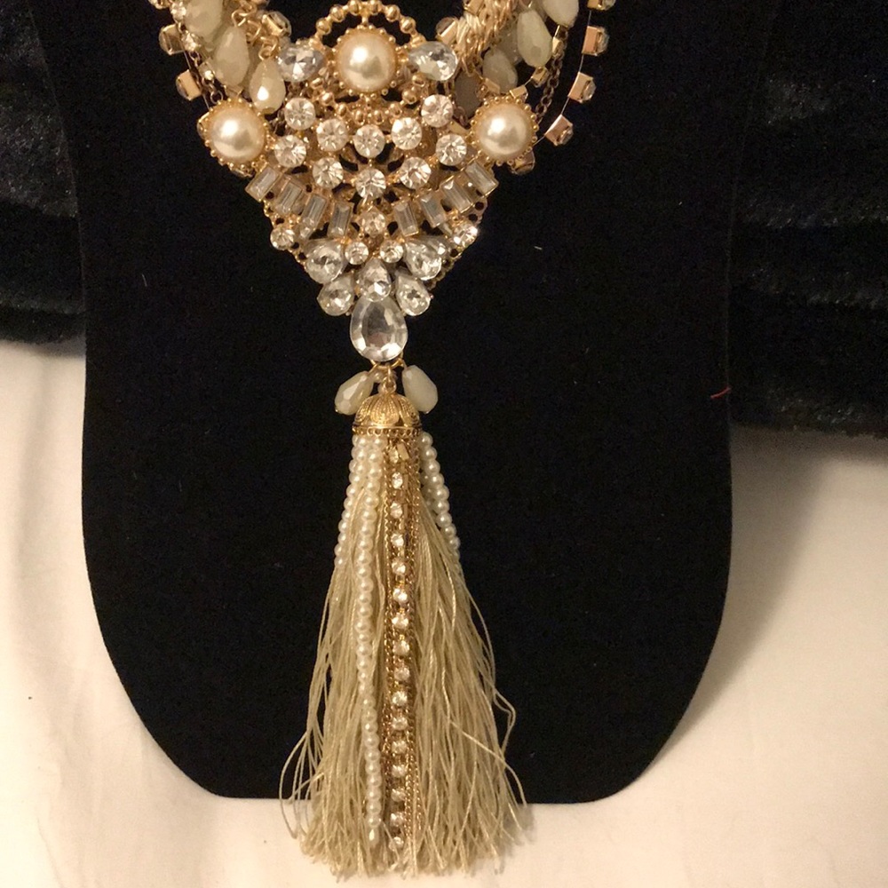 Bebe Stunning Statement Necklace - image 3